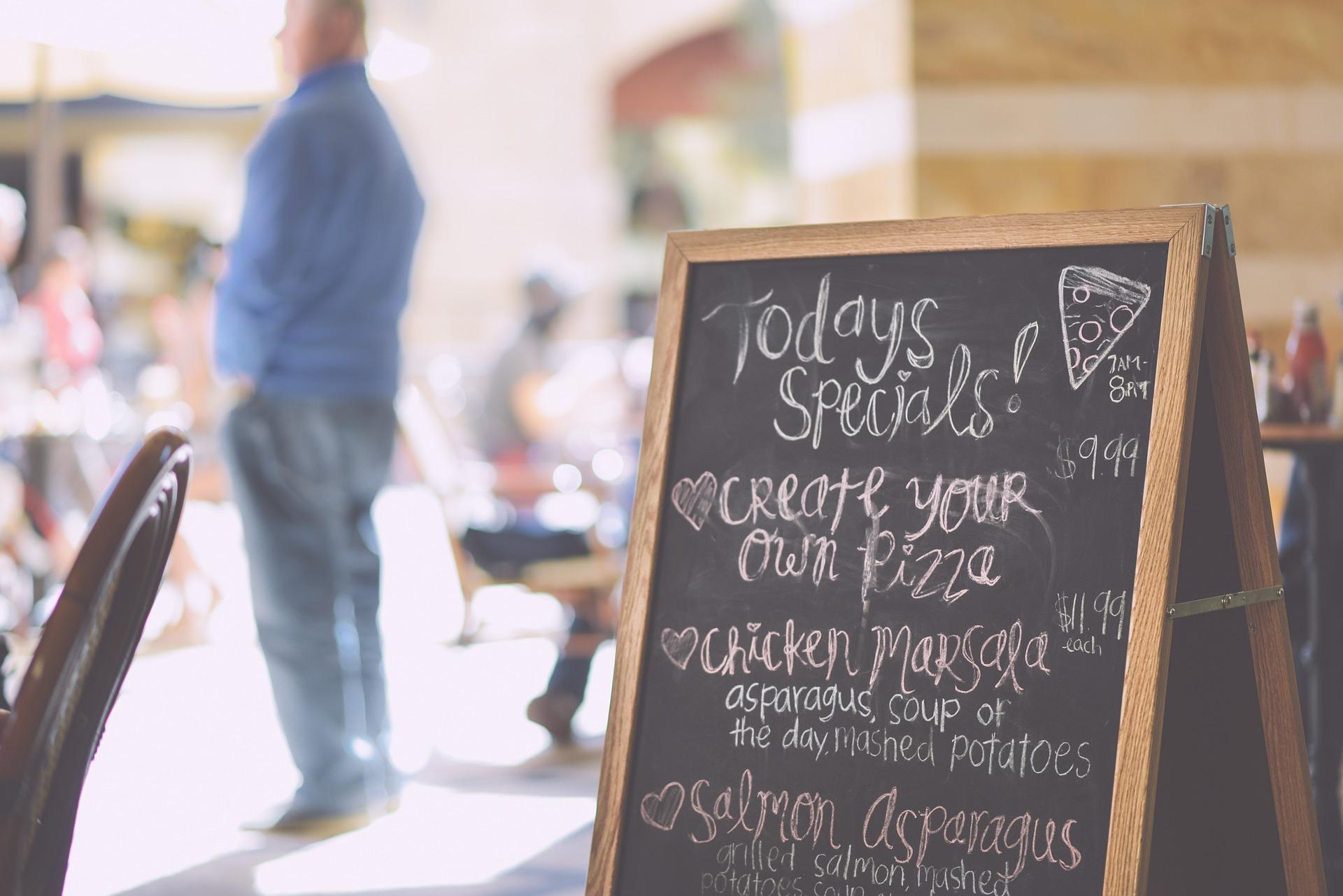 Full Width 2 blackboard 677578 1920