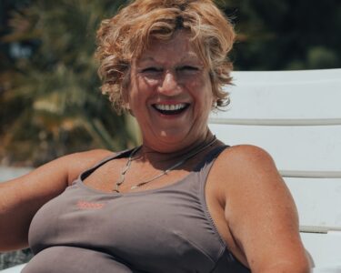 Ο στόχος της ψυχοθεραπείας είναι να είσαι συνέχεια χαρούμενος