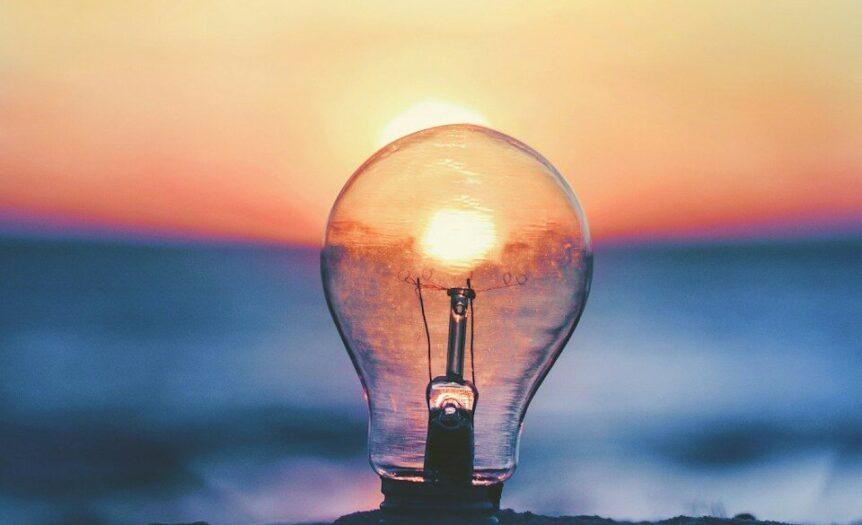 selective focus photography of light bulb